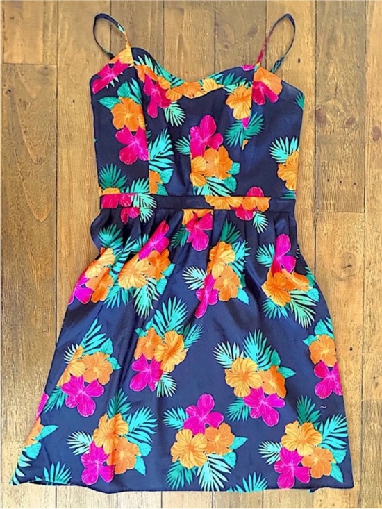 GAP Dresses & Skirts - GAP Navy Floral Spaghetti-Strap Sundress with Orange & Pink Blooms